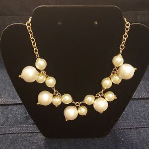 Susan Shaw Cotton Pearl Drop Cluster Chunky Statement Necklace